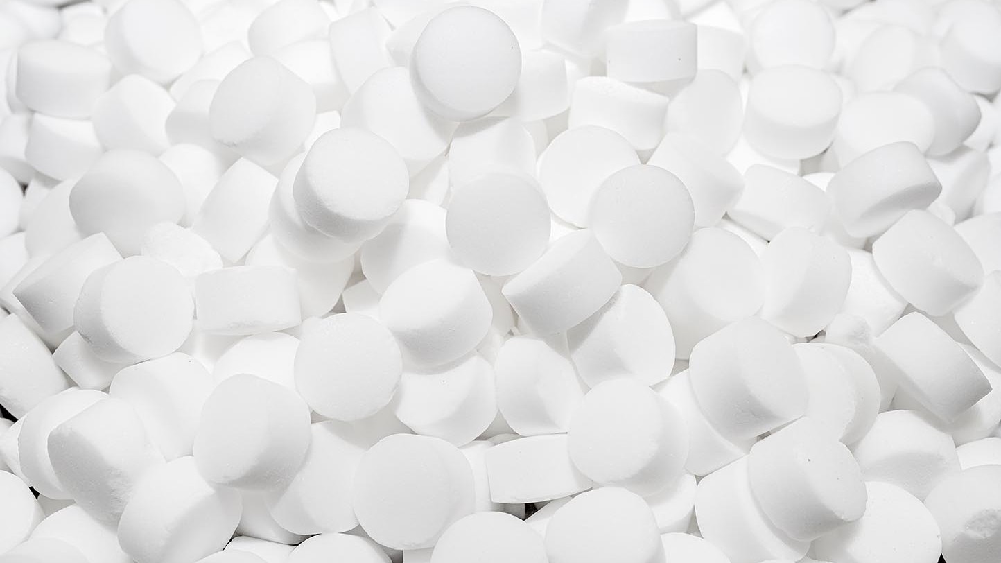 Pastilles de sel pour adoucisseur, utilisées pour préparer la saumure de régénération