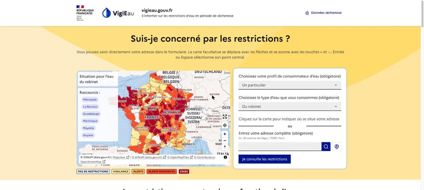 Capture du site officiel VigiEau (vigieau.gouv.fr) : carte des niveaux de restriction d'eau en France